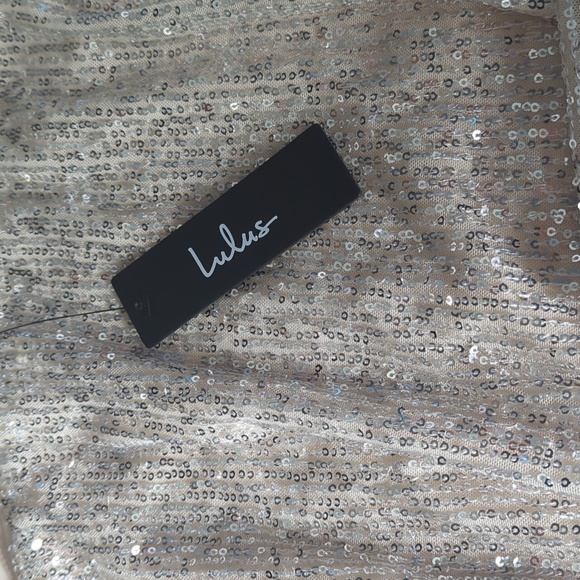 Lulu's BNWT medium one shoulder sequin bodysuit - Picture 3 of 5